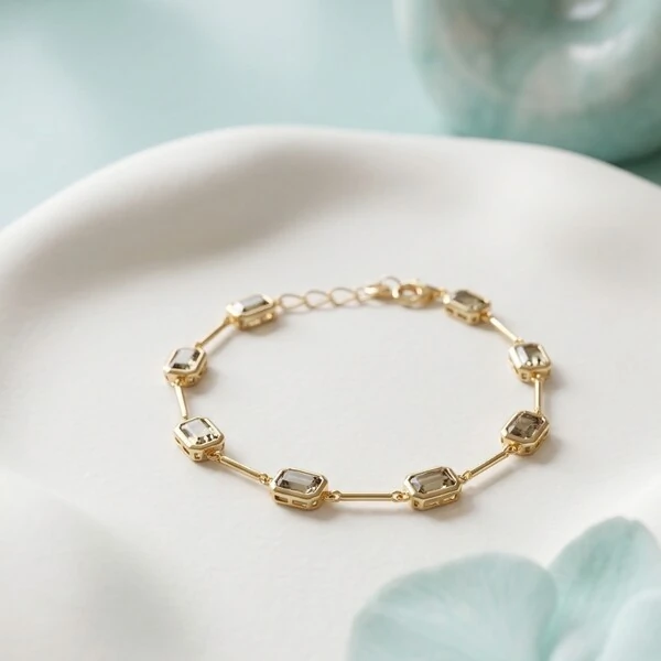 Pulseira Pedras Retangulares Intercaladas Cinza Fumê | Banho de Ouro 18k | 5x3mm | Regulável 18–20cm