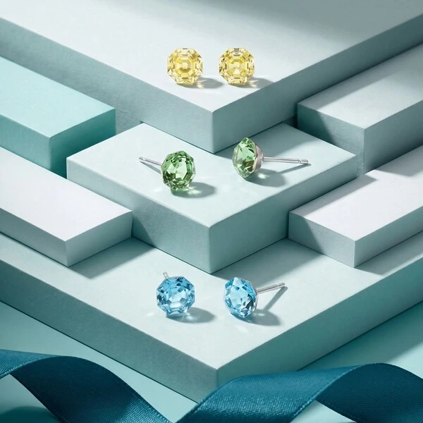 Trio Brincos Solitários Brasil Copa 2026 | Zircônia Azul, Verde e Amarelo | Ródio Branco | 8mm