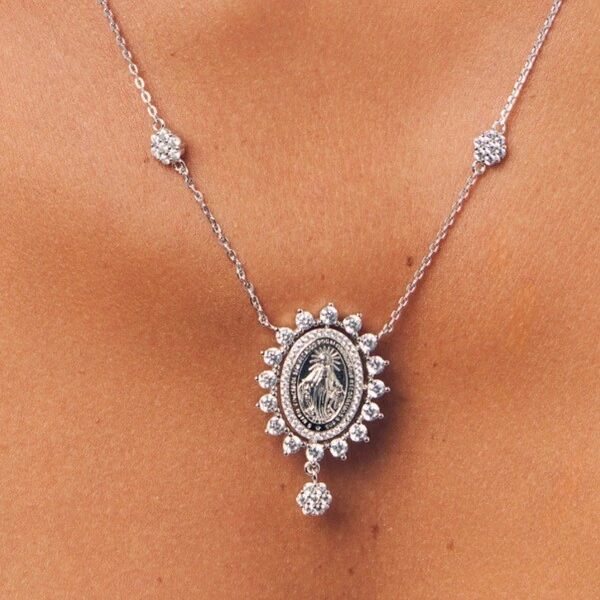 Colar Nossa Senhora das Graças Zircônias e Cristal Gota | Prata 925 com Ródio Branco | 50+5cm | Ping