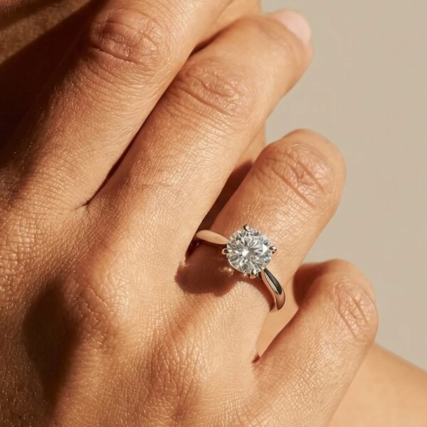 Anel Solitário Moissanite 8 MM Prata 925