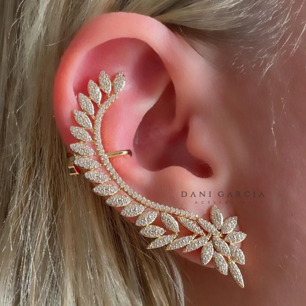 Brinco Max Ear Cuff Folhas Banho de Ouro 18 K