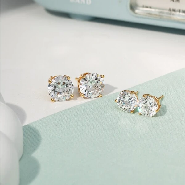 Brinco Solitário 10 MM Duda Banho de Ouro 18 K