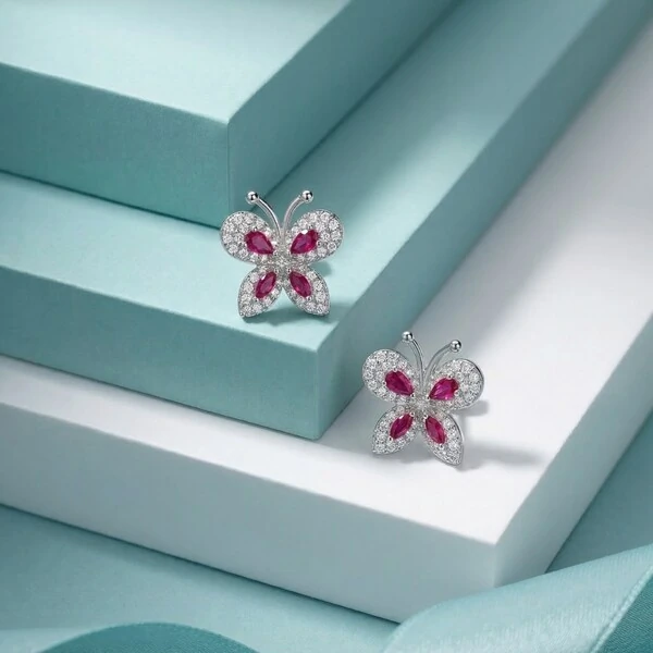 Brinco Borboleta Zircônia Rubi Prata 925
