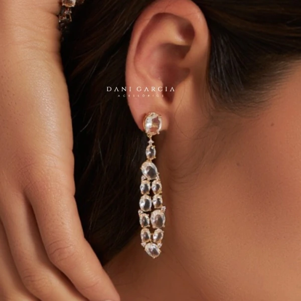 Brinco Pêndulo Renata Banho de Ouro 18 K