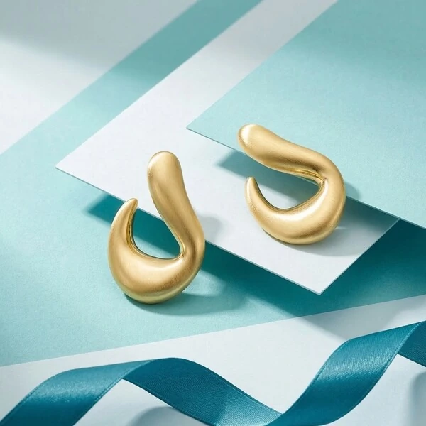 Brinco Fosco Wave Banho de Ouro 18 K