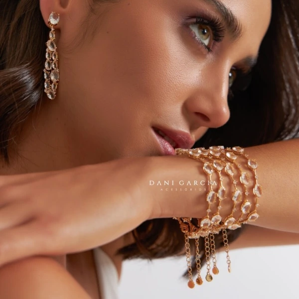 Brinco Pêndulo Renata Banho de Ouro 18 K