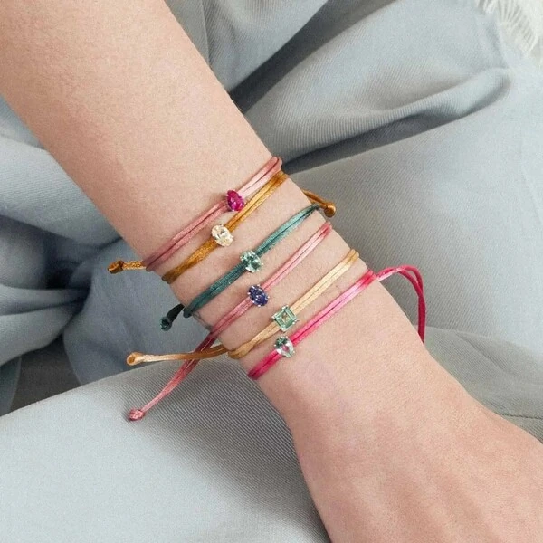 Pulseira Regulável com Fio Encerado Rosa Antigo Oval Tanzanita Paraíba Prata 925