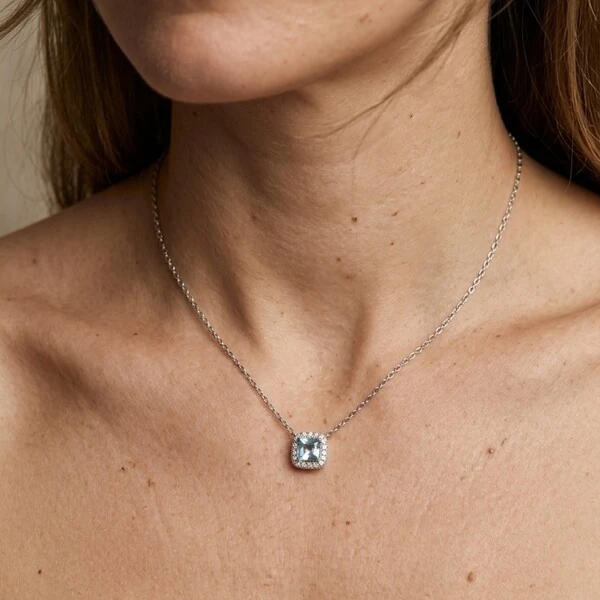 Colar Zircônia Água Marinha com Halo | Prata 925 com Ródio Branco | Pingente 7mm | Corrente 40–50cm