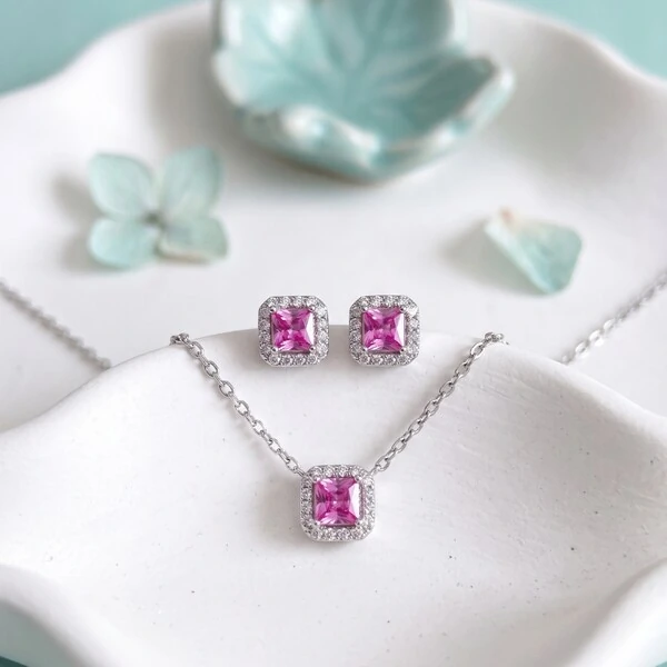 Colar Zircônia Turmalina Pink com Halo | Prata 925 com Ródio Branco | Pingente 7mm | Corrente 40–50c