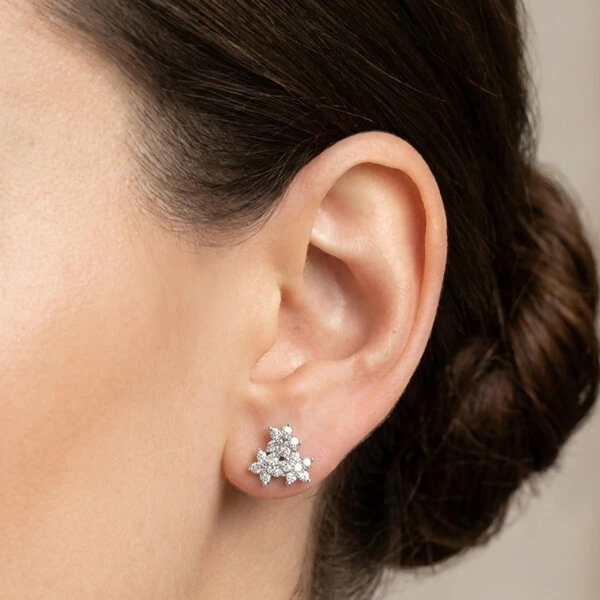 Brinco Trio de Flores de Moissanite | Prata 925 com Ródio | 1 cm