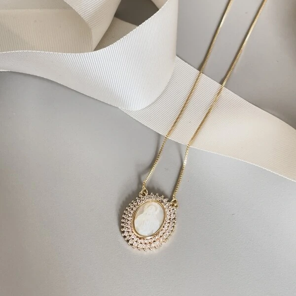 Colar Nossa Senhora das Graças Princesa Banho de Ouro 18 K