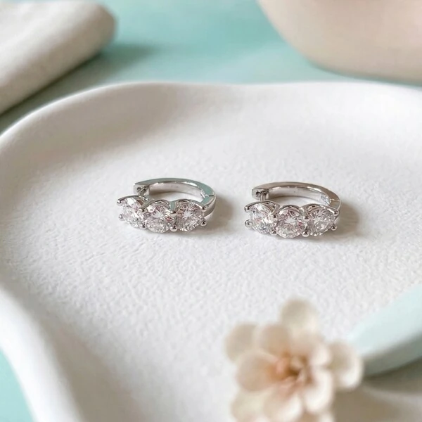 Argola 3 Corações Moissanite Prata 925