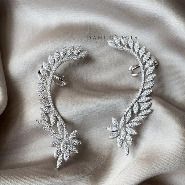 Max Ear Cuff Elaine | Liga Metálica Ródio Branco | 6,5 cm