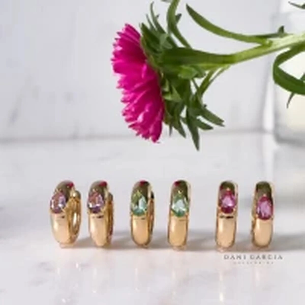 Argola Tania Banho de Ouro 18 K