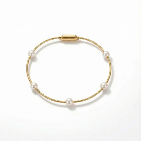 Pulseira Corda de Violão Solitária Pérolas Banho de Ouro 18 K