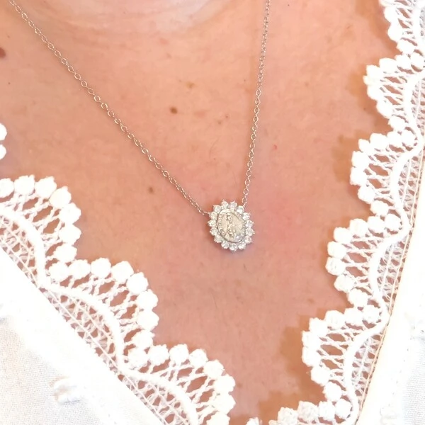 Colar Nossa Senhora Aparecida Moissanite Corrente Regulável Prata com Banho de Ródio