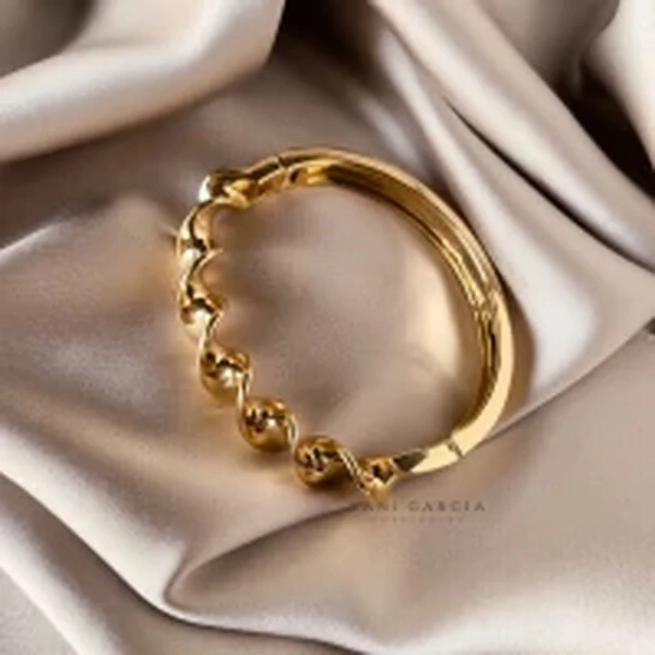 Bracelete Espiral Banho de Ouro 18 K