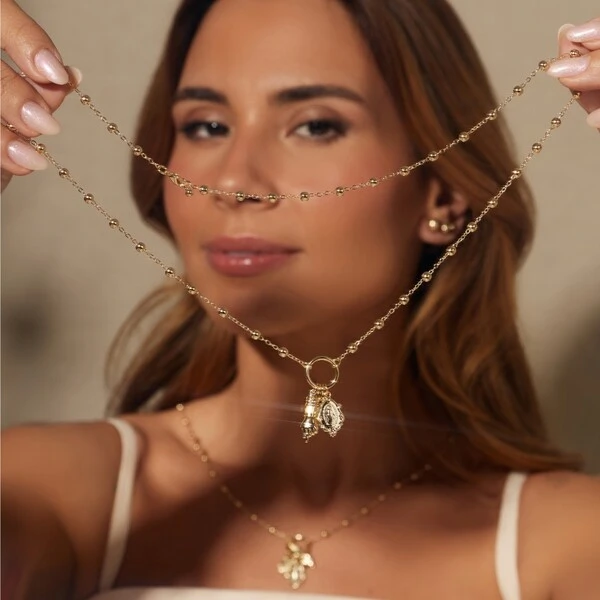 Colar Patuá Liso Nossa Senhora das Graças, Trevo, São Bento e Figa 60cm Banho de Ouro 18k