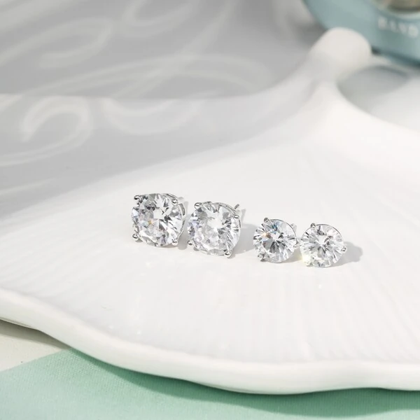 Brinco Solitário 8 MM Duda Ródio Branco