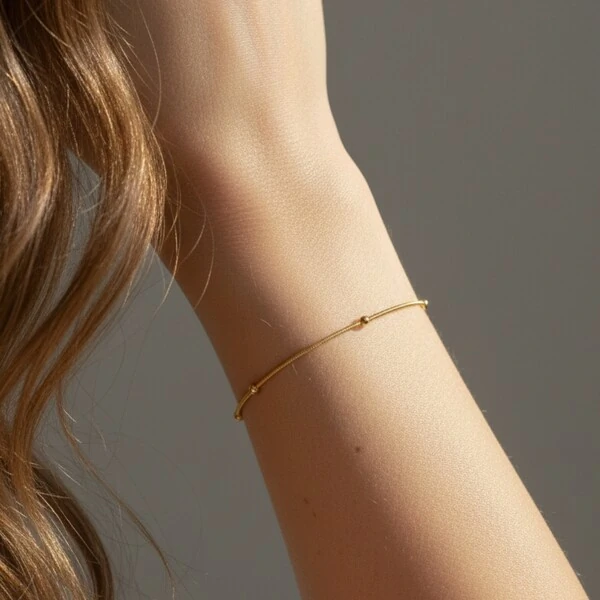 Pulseira Corda de Violão Solitária Bolinhas Banhos de Ouro 18 K