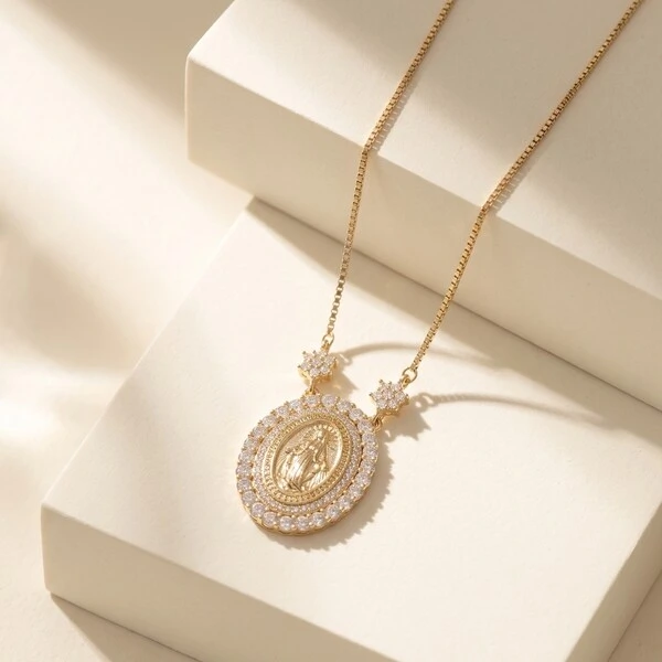 Colar Nossa Senhora das Graças Moissanite Engaste Dourado Corrente Regulável Prata com Banho de Ouro