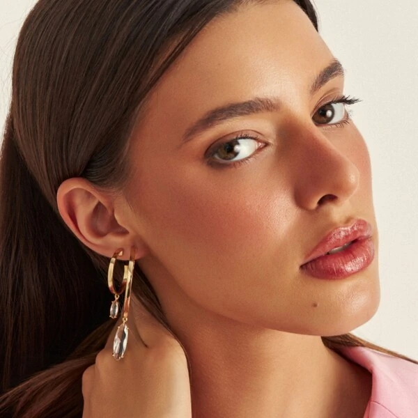 Argola Navete M Incolor Banho de Ouro 18 K