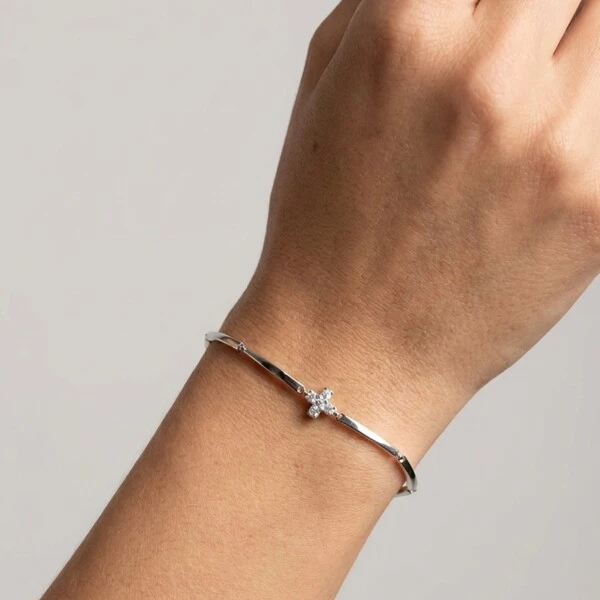 Pulseira com Plaquinhas e Cruz de Zircônias | Prata 925 com Ródio | 15 cm + 5 cm extensor