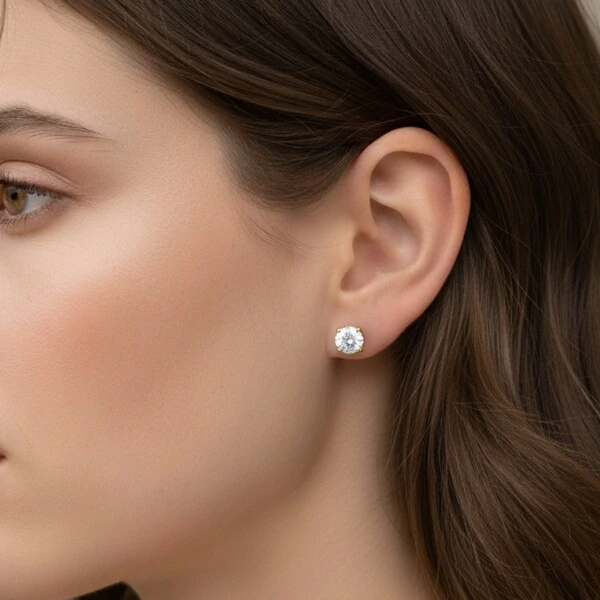 Brinco Solitário 6 MM Duda Banho de Ouro 18 K