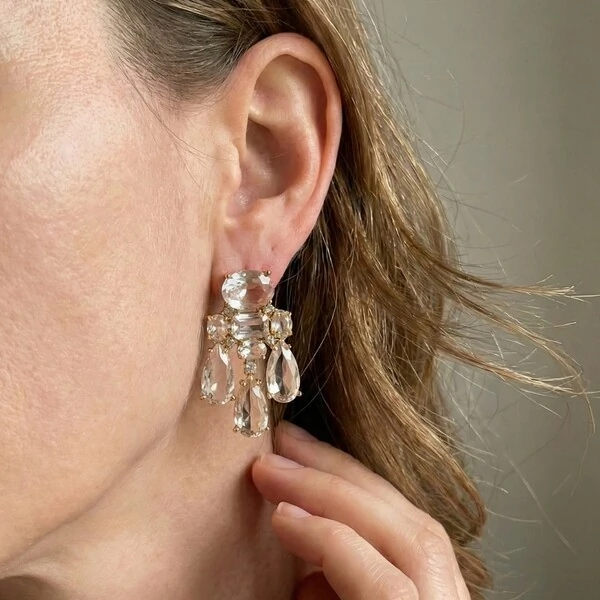 Brinco Lili Banho de Ouro 18 K