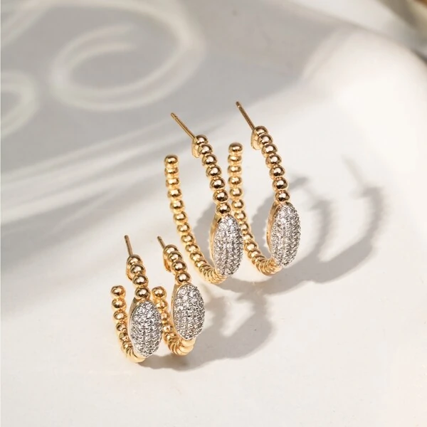 Argola Bolinhas Oval Cravejado M Banho de Ouro 18 K