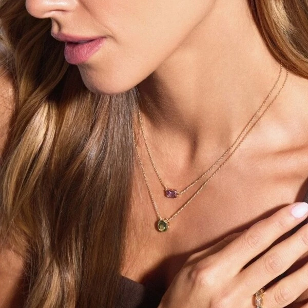 Colar Duplo Dourado com Zircônias Coloridas Cravação Inglesa Corrente Regulável Banho de Ouro 18k