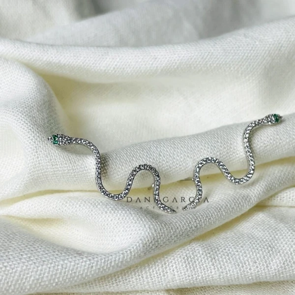 Brinco Ear Cuff Snake Ródio Branco