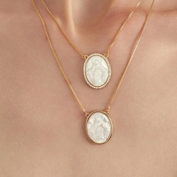 Colar Minimalista Nossa Senhora das Graças G Banho de Ouro 18 K