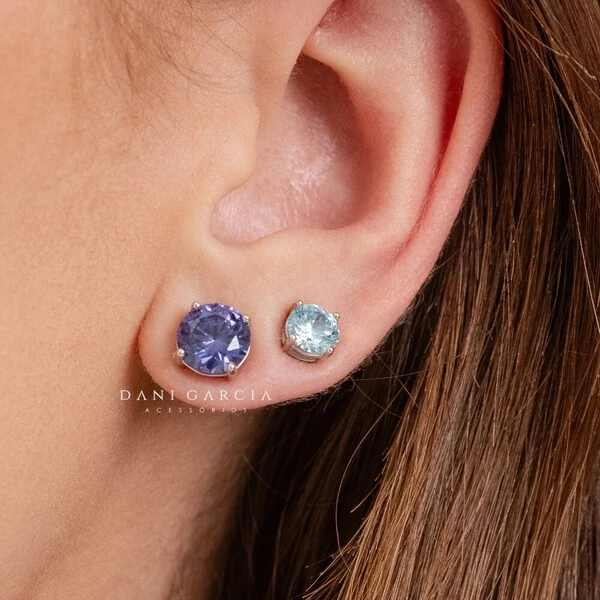 Brinco Ponto de Luz 6 MM Zircônia Tanzanita Prata 925