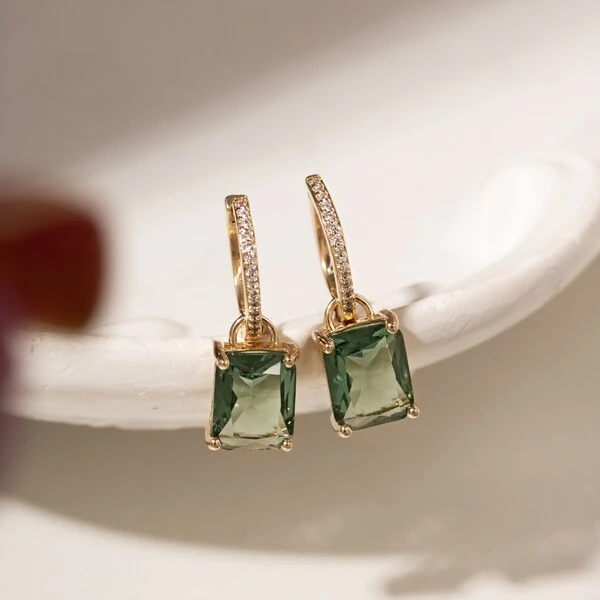Brinco Argola com Zircônias e Pingente Cristal Peridoto | Liga Metálica Banho Ouro 18k