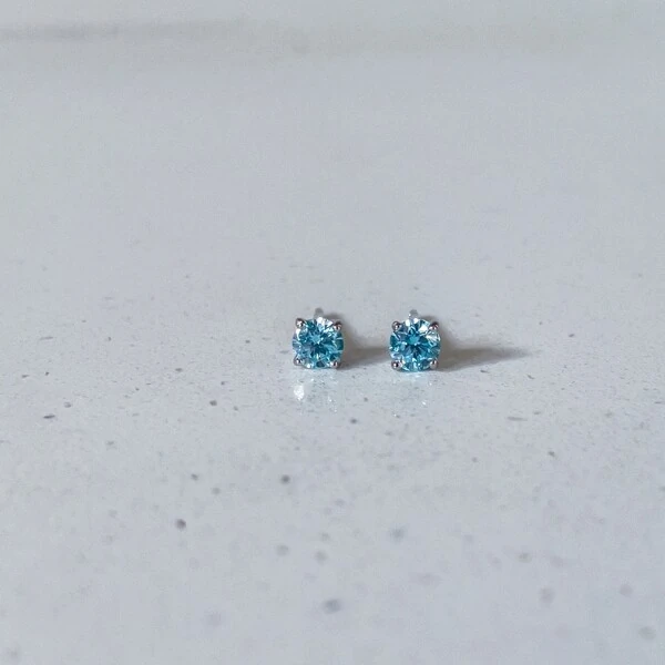 Brinco Solitário 4 MM Água Marinha Prata 925