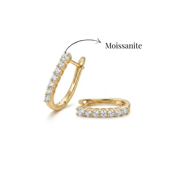 Argola Oval G com Moissanites | Prata 925 com Banho Ouro 18k | 2 cm × 1,3 cm