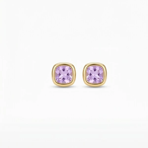 Brinco Quadrado Zircônia Lavanda | Banho de Ouro 18k | 7mm