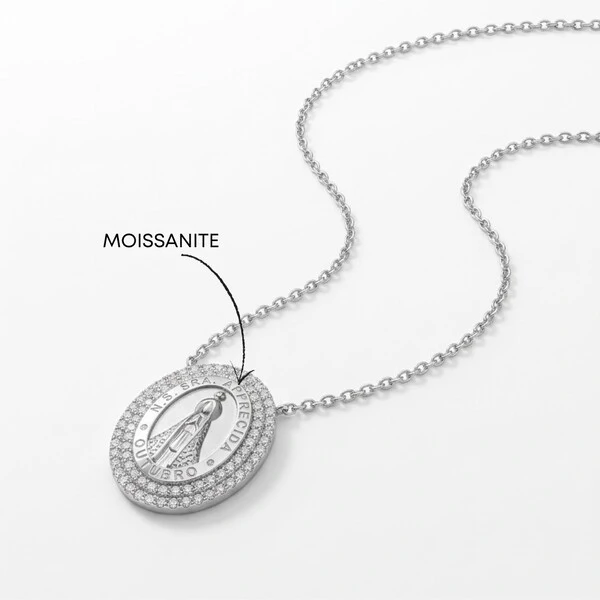 Colar Nossa Senhora Aparecida Oval Duas Fileiras de Moissanite Corrente Regulável Prata com Banho de