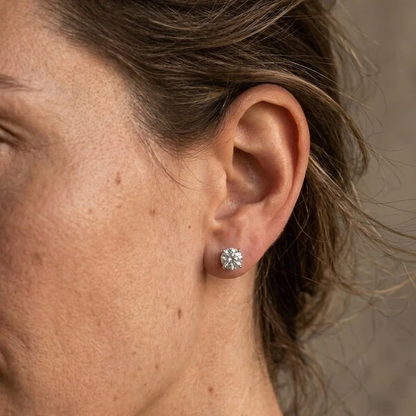 Brinco Solitário Moissanite Rosa dos Ventos 6,5 mm Prata 925