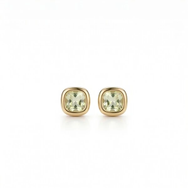 Brinco Quadrado Cristal Verde Claro | Banho de Ouro 18k | 7mm