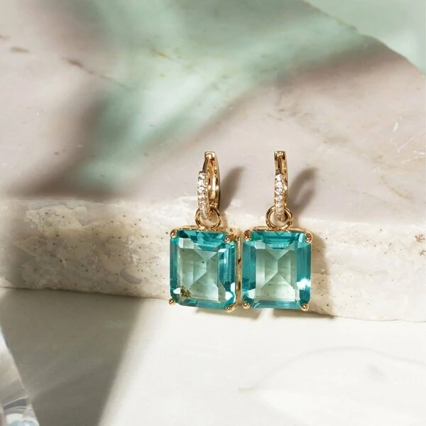 Brinco Ear Bling Retângulo 14x12 Cristal Paraíba e Zircônias Brancas Banho de Ouro 18k