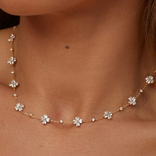 Colar Florzinhas com Zircônia Banho Ouro 18k