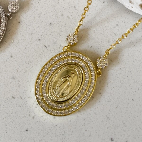 Colar Nossa Senhora das Graças Oval Prata com Banho de Ouro 18 K