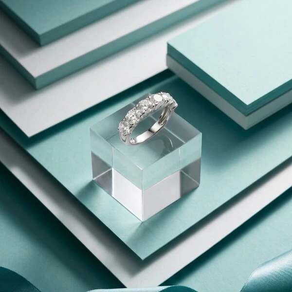 Meia Aliança Russa Moissanite 6 Pedras | Prata 925 com Ródio Branco | 5mm | 3ct Total