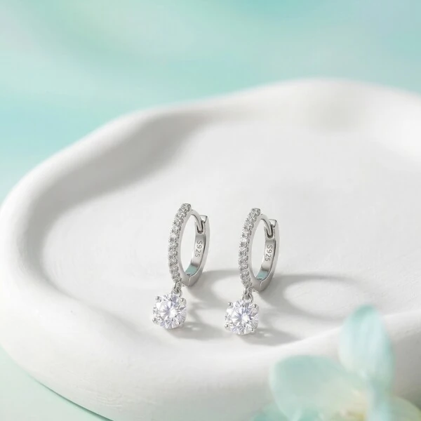 Argola com Pingente Solitário Moissanite Prata 925 | Cravejada 1,1cm | 6mm | 1,76ct