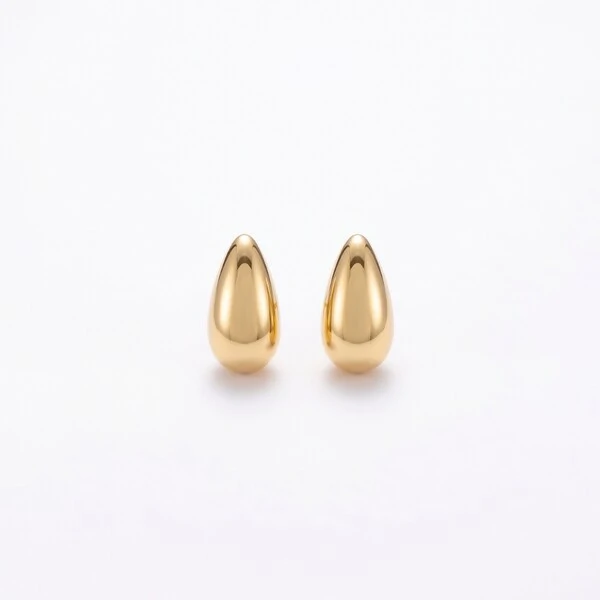 Brinco Gota Abaulada Lisa | Banho de Ouro 18k | 1,7x0,9cm