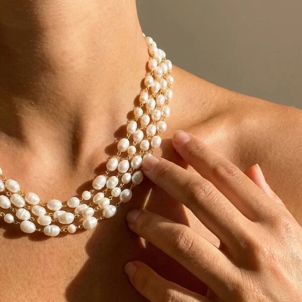 Colar 4 Fios Pérola de Água Doce | Banho de Ouro 18k | Regulável 40–45cm