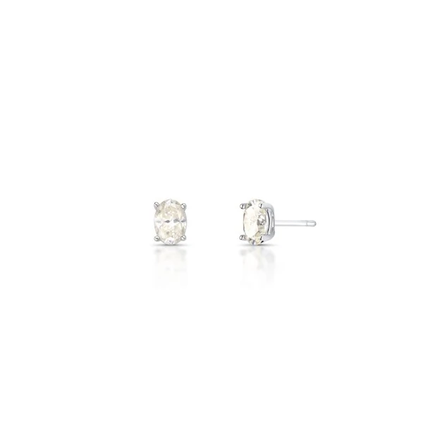 Brinco Oval Moissanite 7,5 MM Prata 925