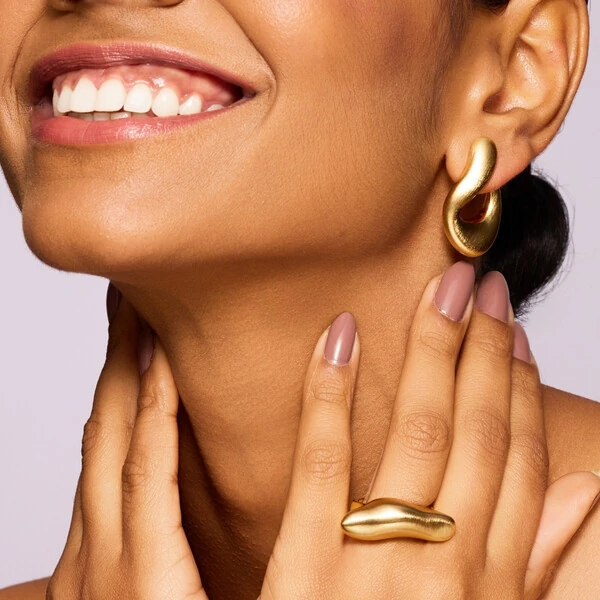 Brinco Fosco Wave Banho de Ouro 18 K